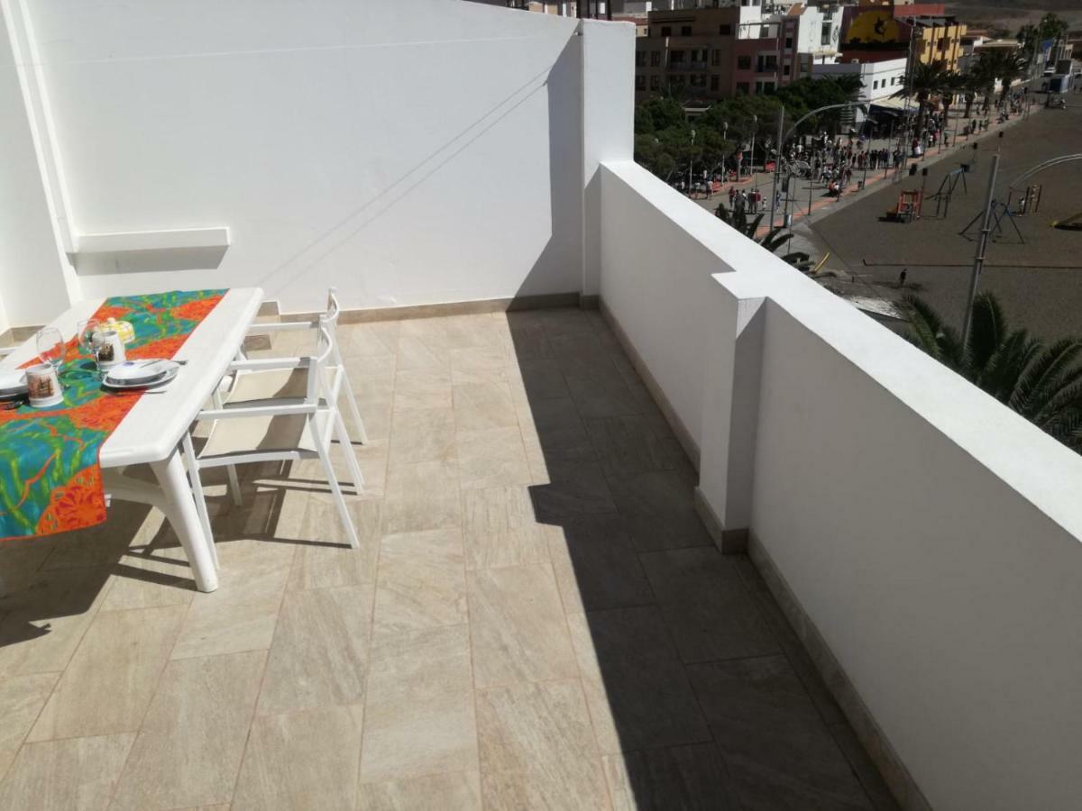 Atico En Primera Linea De Playa Gran Tarajal Buitenkant foto